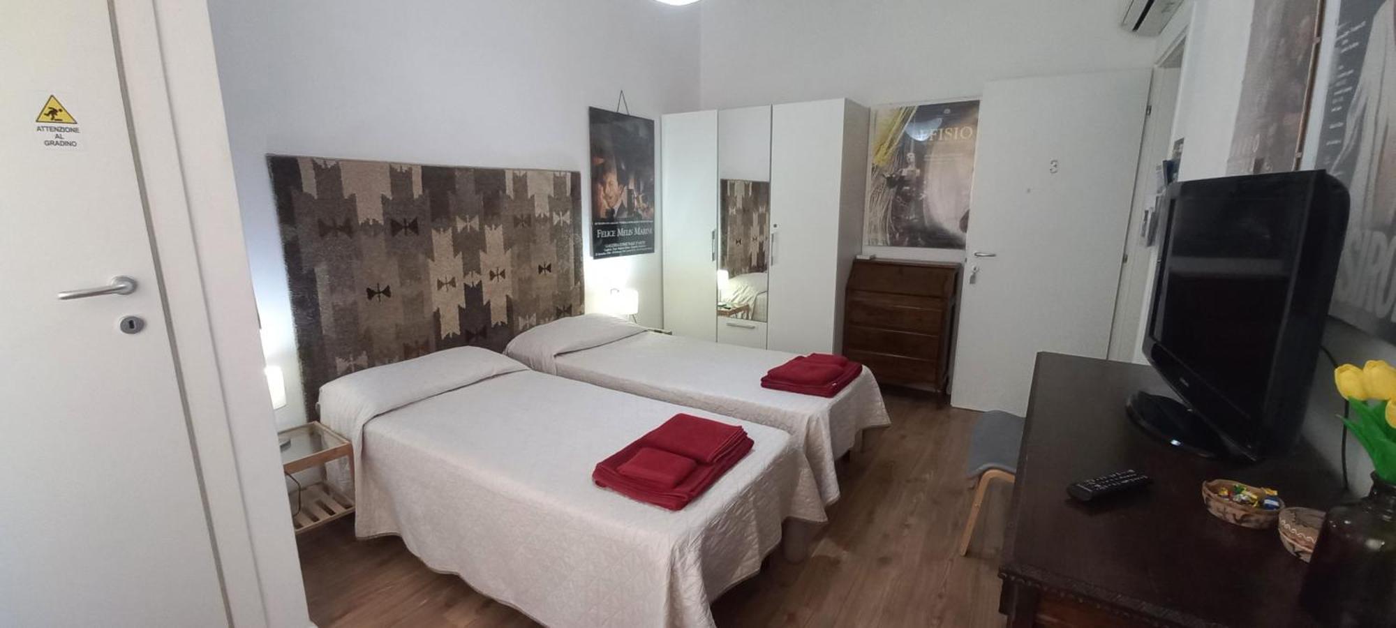 B&B Leo Кальяри Экстерьер фото