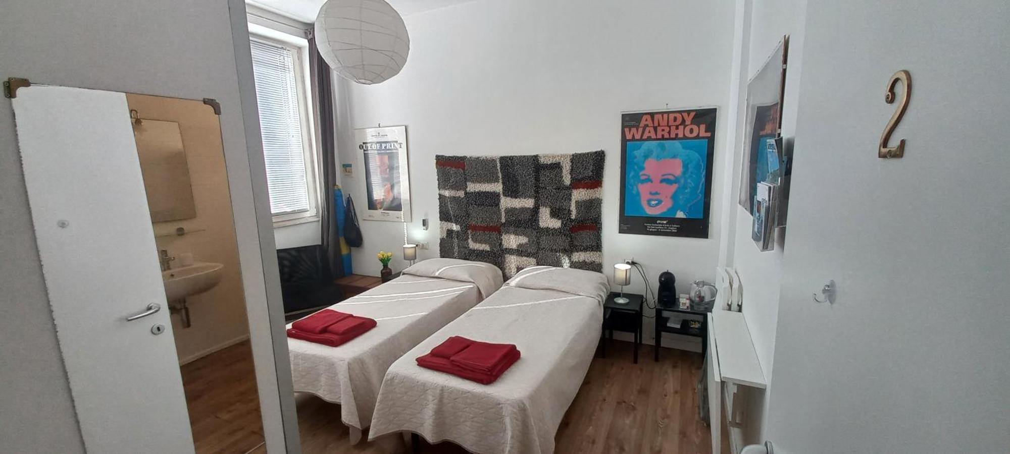 B&B Leo Кальяри Экстерьер фото